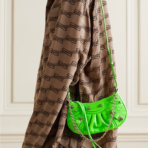 BALENCIAGA
Le Cagole Mini studded croc-effect leather shoulder bag - Picture 9 of 10